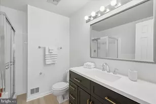 8902 Winding Hollow Way, Springfield, VA 22152 - Photo 18
