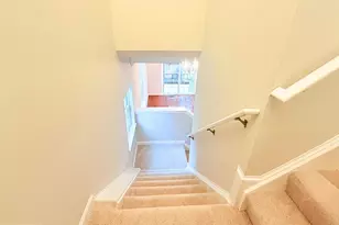 1274 Vintage Pl, Reston, VA 20194 - Photo 14