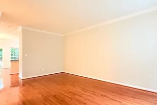 1274 Vintage Pl, Reston, VA 20194 - Photo 4