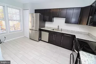 10320 Colony Park Dr, Fairfax, VA 22032 - Photo 10
