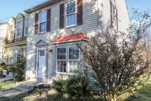 10320 Colony Park Dr, Fairfax, VA 22032 - Photo 2