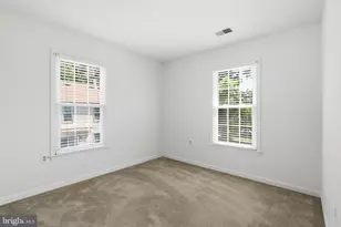 10320 Colony Park Dr, Fairfax, VA 22032 - Photo 16