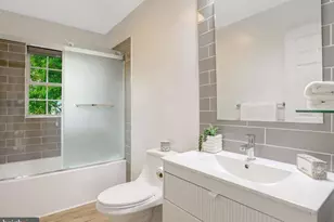 6703 Oak Dr, Alexandria, VA 22306 - Photo 26