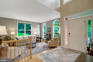 8929 Mountain Ash Dr, Springfield, VA 22153 - Photo 2