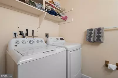 8210 Carrleigh Parkway #6, Springfield, VA 22152 - Photo 14