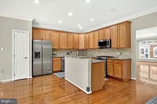 7332 Hampton Manor Pl, Springfield, VA 22150 - Photo 18