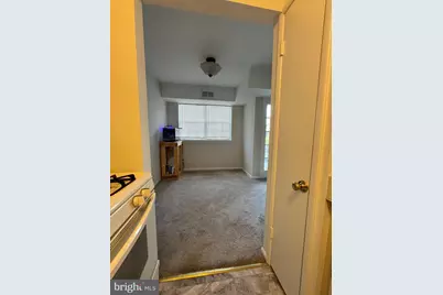 7093 Spring Garden Drive #101, Springfield, VA 22150 - Photo 6