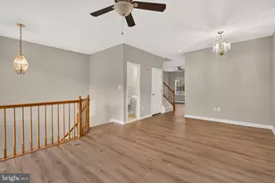 13227 Rolling Plains Ct, Herndon, VA 20171 - Photo 6