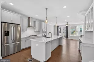 5128 Ridgeview Retreat Dr, Chantilly, VA 20151 - Photo 12