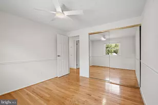 13742 Cabells Mill Dr, Centreville, VA 20120 - Photo 18