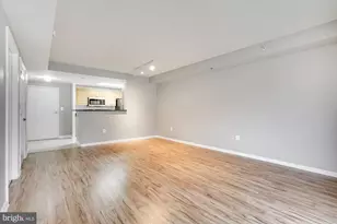 2726 Gallows Rd, Vienna, VA 22180 - Photo 10
