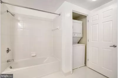 2726 Gallows Road #413, Vienna, VA 22180 - Photo 20