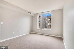 2726 Gallows Rd, Vienna, VA 22180 - Photo 16