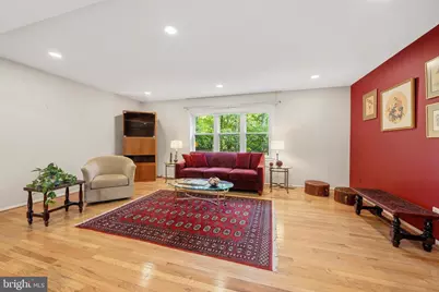 7779 Tiverton Drive, Springfield, VA 22152 - Photo 8