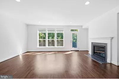 5179 Ridgeview Retreat Drive, Chantilly, VA 20151 - Photo 22