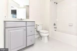 3735 Powell Ln, Falls Church, VA 22041 - Photo 18