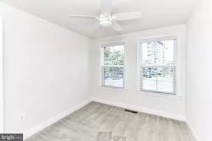 3735 Powell Ln, Falls Church, VA 22041 - Photo 16