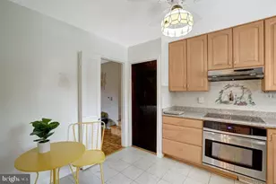 4902 Ravensworth Rd, Annandale, VA 22003 - Photo 8