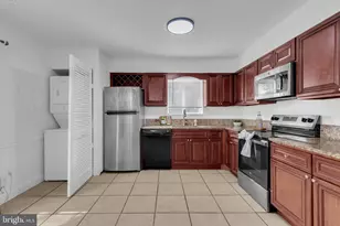 13311 Rowles Pl, Herndon, VA 20170 - Photo 10