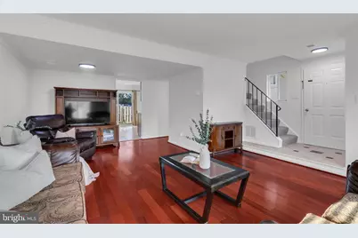13311 Rowles Place, Herndon, VA 20170 - Photo 8