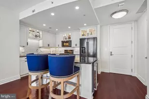 8220 Crestwood Heights Dr, McLean, VA 22102 - Photo 4