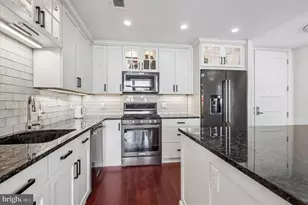 8220 Crestwood Heights Dr, McLean, VA 22102 - Photo 6