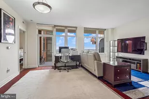 8220 Crestwood Heights Dr, McLean, VA 22102 - Photo 8