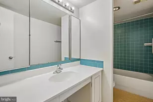8350 Greensboro Dr, McLean, VA 22102 - Photo 22