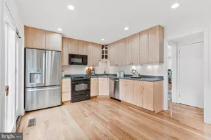 2334 Harleyford Ct, Reston, VA 20191 - Photo 6