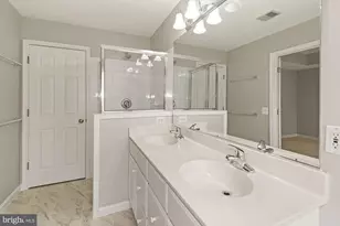 5192 Fiery Dawn Ct, Centreville, VA 20120 - Photo 24