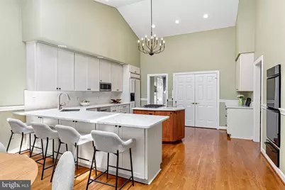 2028 Spring Branch Drive, Vienna, VA 22181 - Photo 22