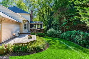 2028 Spring Branch Dr, Vienna, VA 22181 - Photo 54