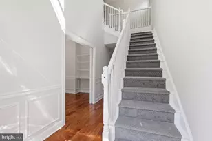 12304 Popes Head Rd, Fairfax, VA 22030 - Photo 4
