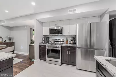 2055 Royal Fern Court #1B, Reston, VA 20191 - Photo 8