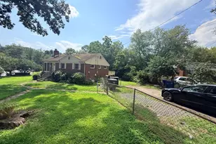 3310 Brush Dr, Falls Church, VA 22042 - Photo 2