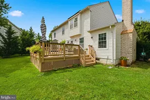 2327 Colts Brook Rd, Reston, VA 20191 - Photo 4