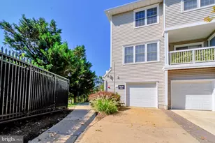 4664 Superior Square, Fairfax, VA 22033 - Photo 1