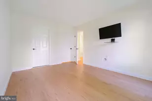 4664 Superior Square, Fairfax, VA 22033 - Photo 10