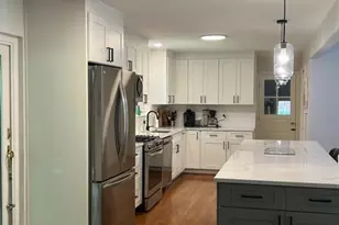 6605 Grey Fox Dr, Springfield, VA 22152 - Photo 2