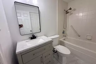 8577 Blackfoot Ct, Lorton, VA 22079 - Photo 12