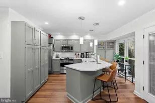 1604 Apricot Ct, Reston, VA 20190 - Photo 18