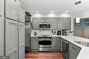 1604 Apricot Ct, Reston, VA 20190 - Photo 16