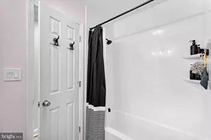 1604 Apricot Ct, Reston, VA 20190 - Photo 38