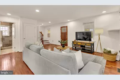 8604 Woodlawn Court, Alexandria, VA 22309 - Photo 12