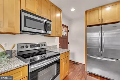 8604 Woodlawn Court, Alexandria, VA 22309 - Photo 16