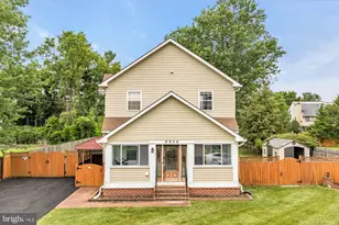 8604 Woodlawn Ct, Alexandria, VA 22309 - Photo 2