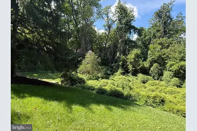 Old Chesterbrook Rd, McLean, VA 22101 - Photo 10