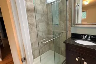 7016 Roundtree Rd, Falls Church, VA 22042 - Photo 8