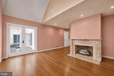 2094 Hunters Crest Way, Vienna, VA 22181 - Photo 12