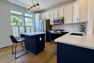 2908 Huntington Grove Square, Alexandria, VA 22306 - Photo 2